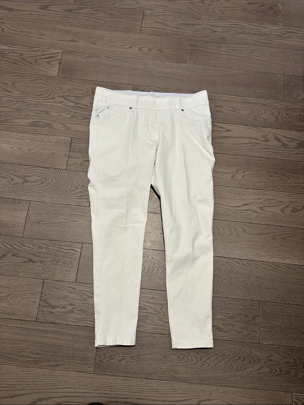 Luxe womenCream Stretch Chinos
